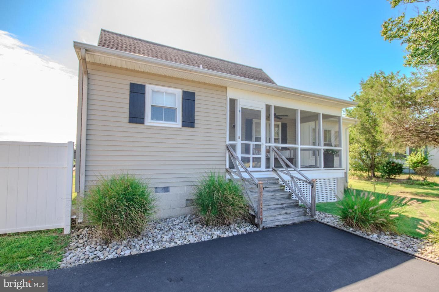 27087 Point Road photo 30