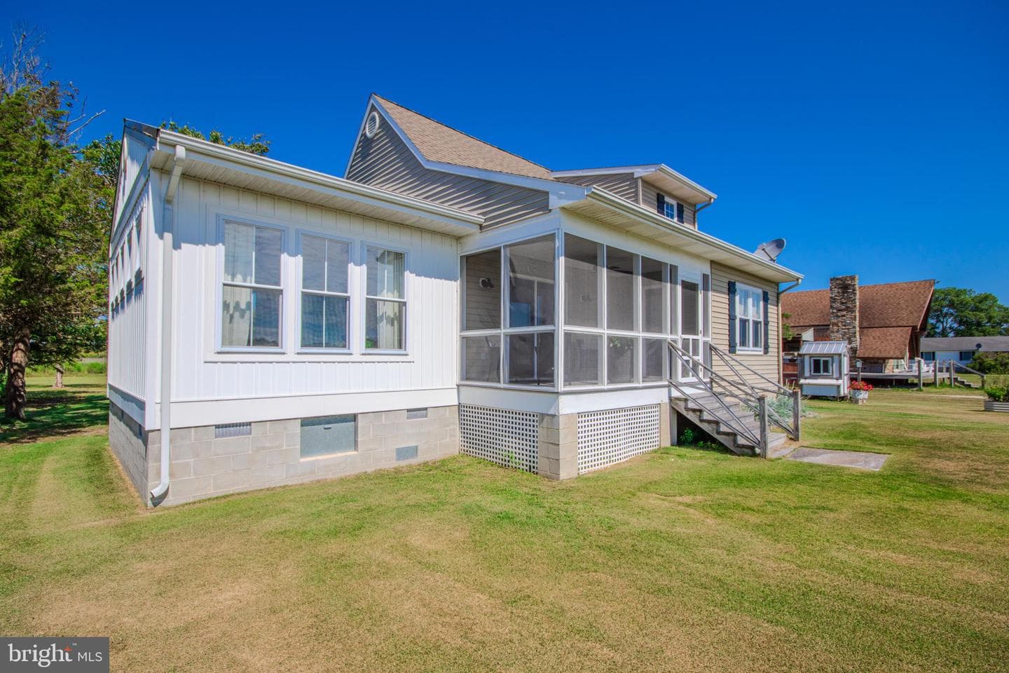 27087 Point Road photo 32