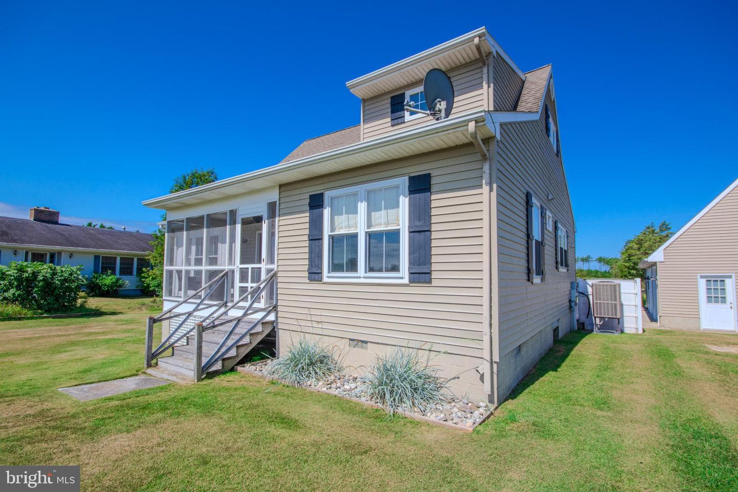 27087 Point Road photo 33