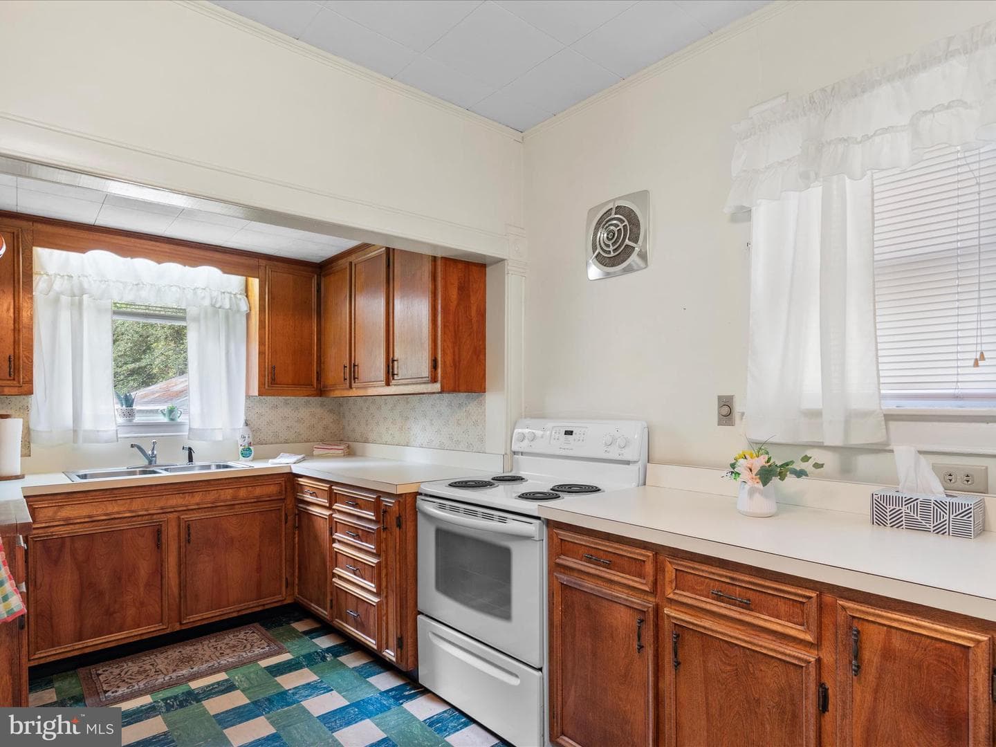 3310 Lawsonia Road photo 11