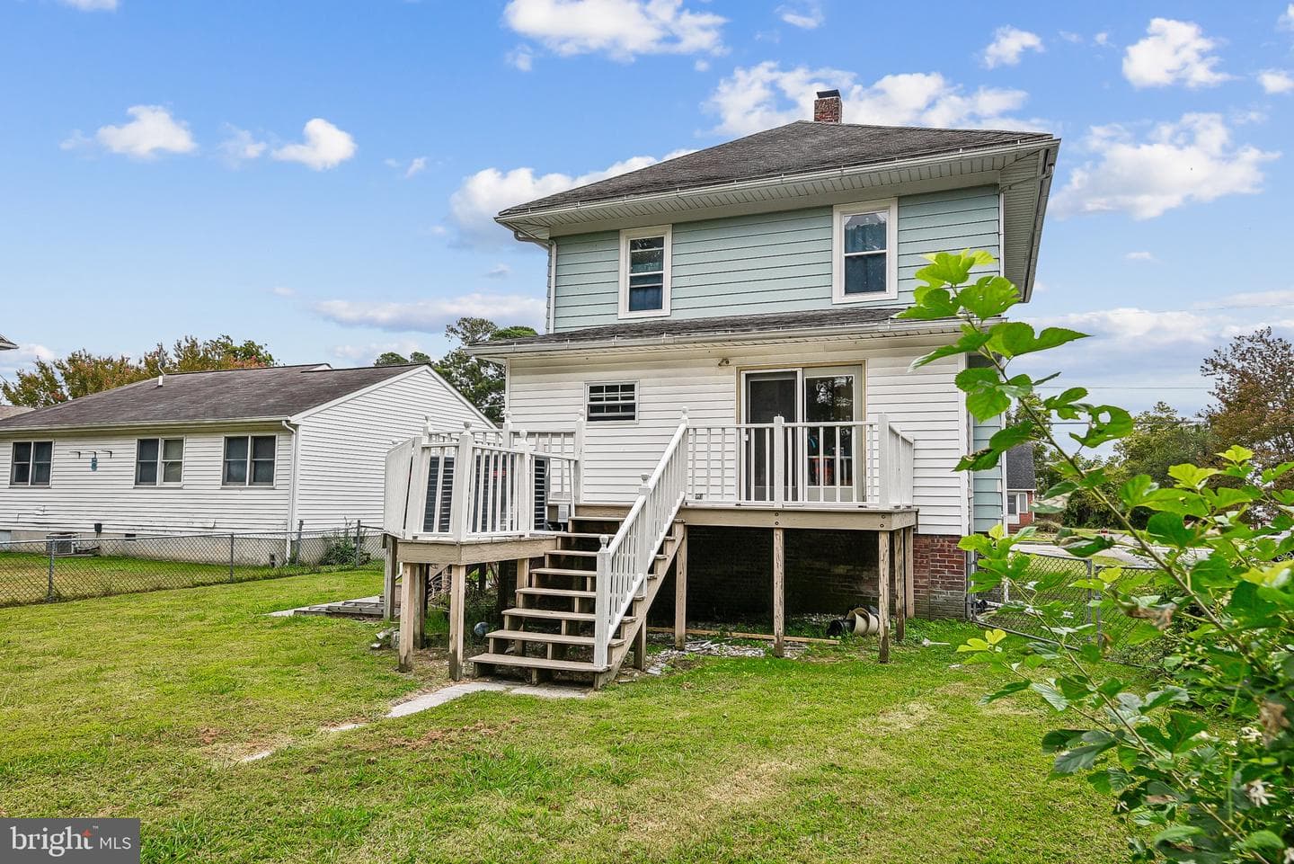 16 Columbia Avenue photo 33