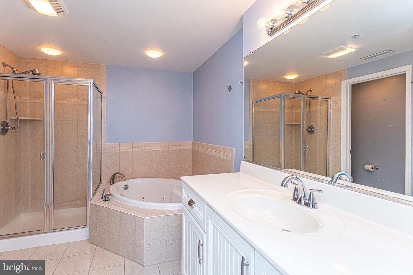 103 Williams St # 213 photo 24