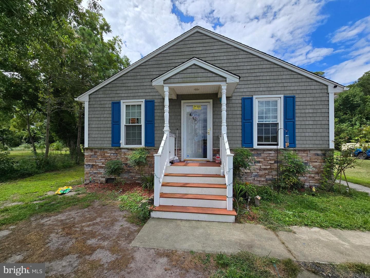 3592 Freedomtown Road photo 2