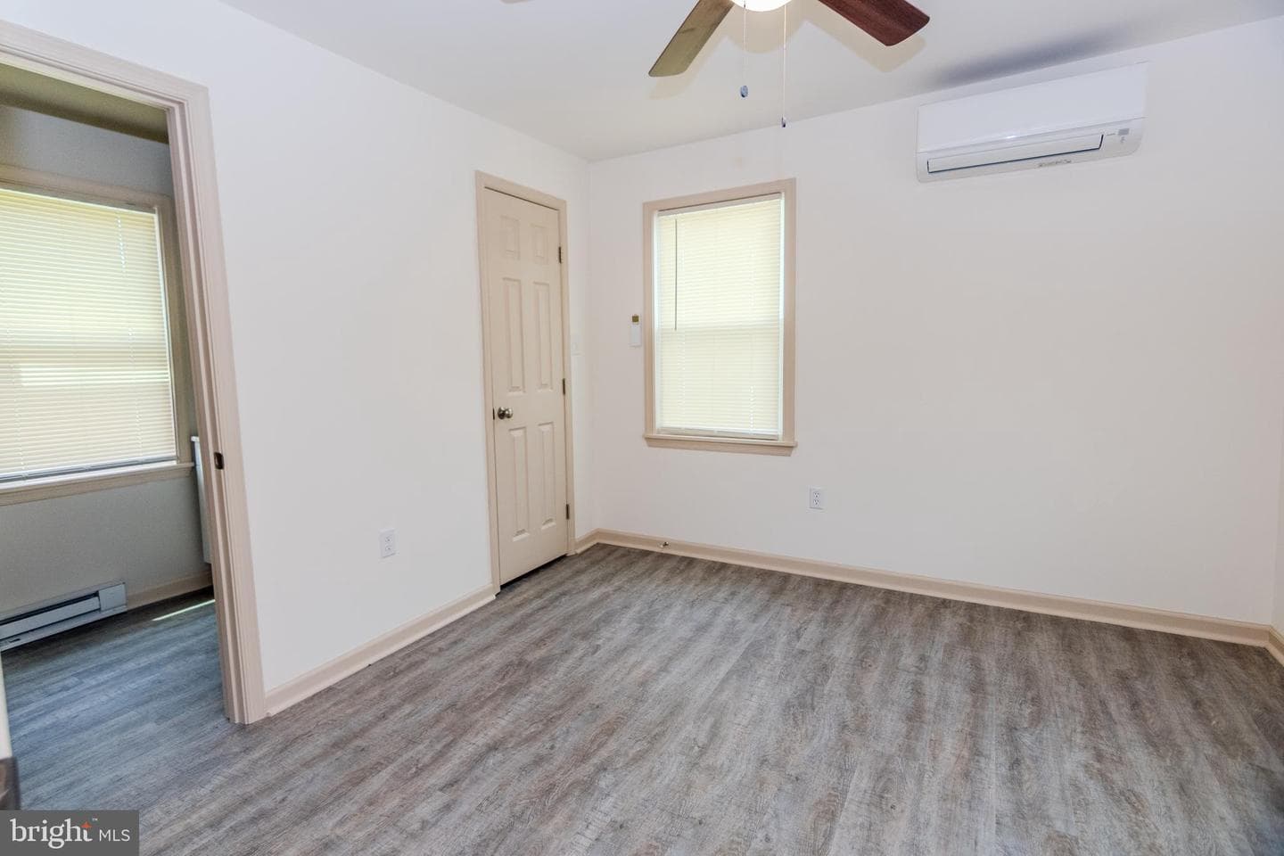 215 N 1st Street photo 22