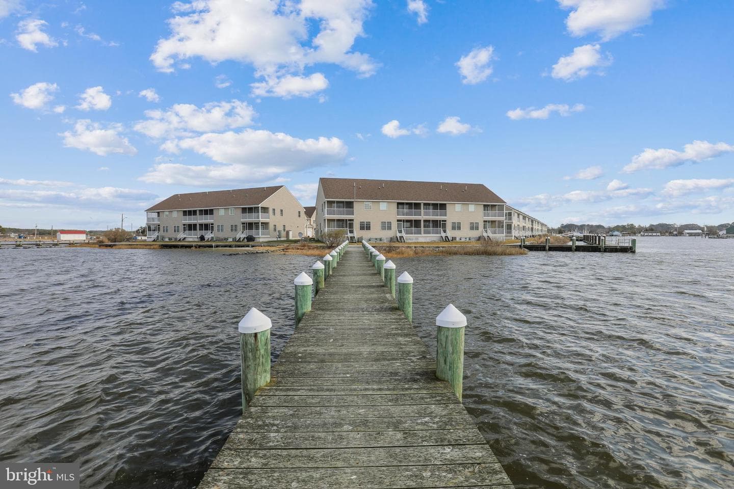 107 Waters Edge #107e