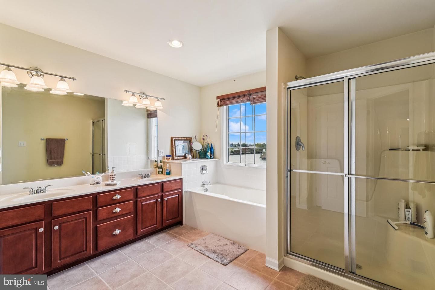 107 Waters Edge #107e photo 17