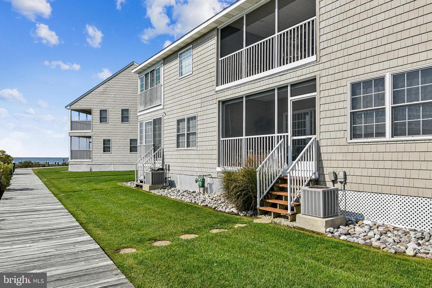 107 Waters Edge #107e photo 36