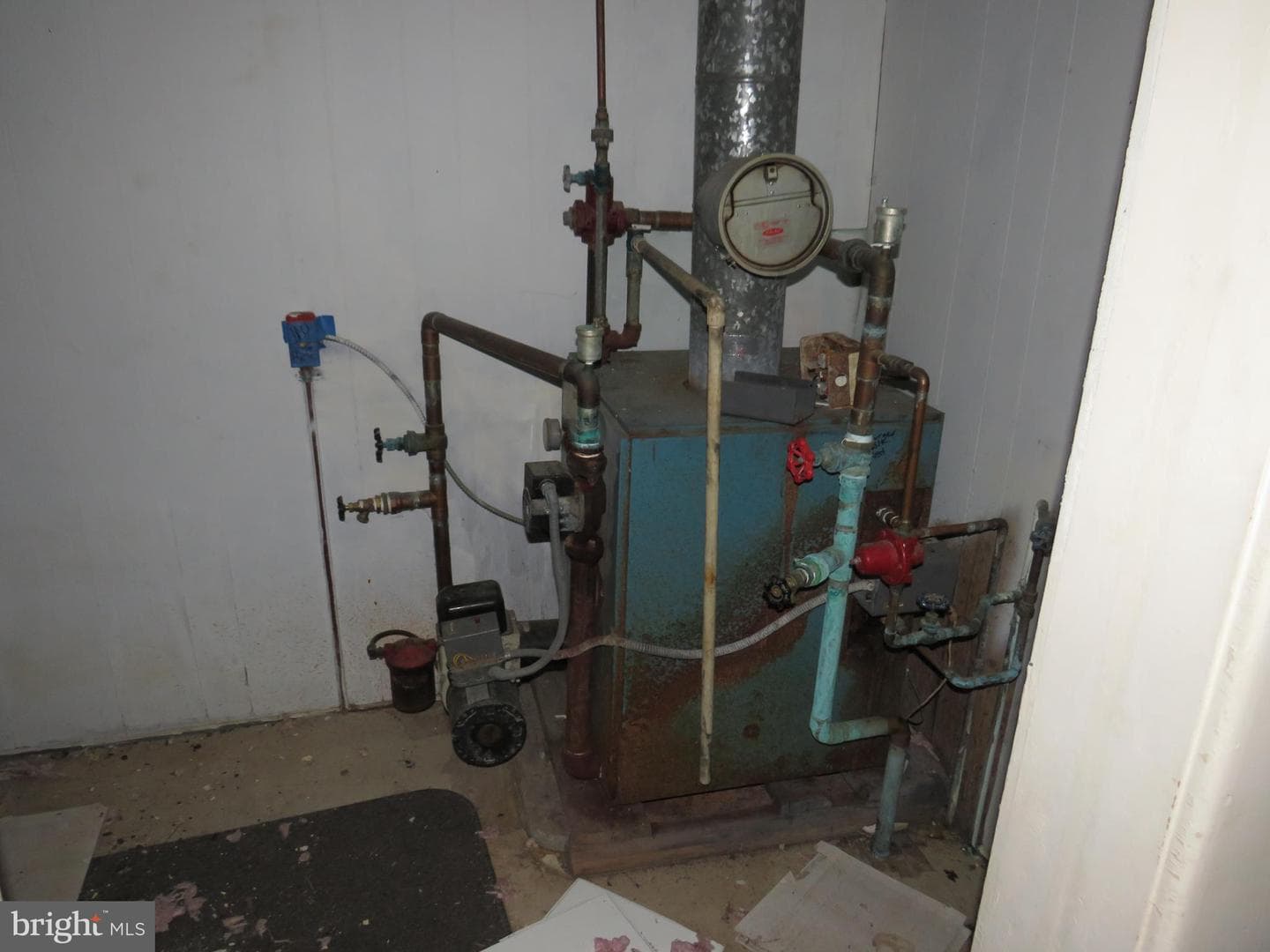 243 N Somerset Avenue photo 9
