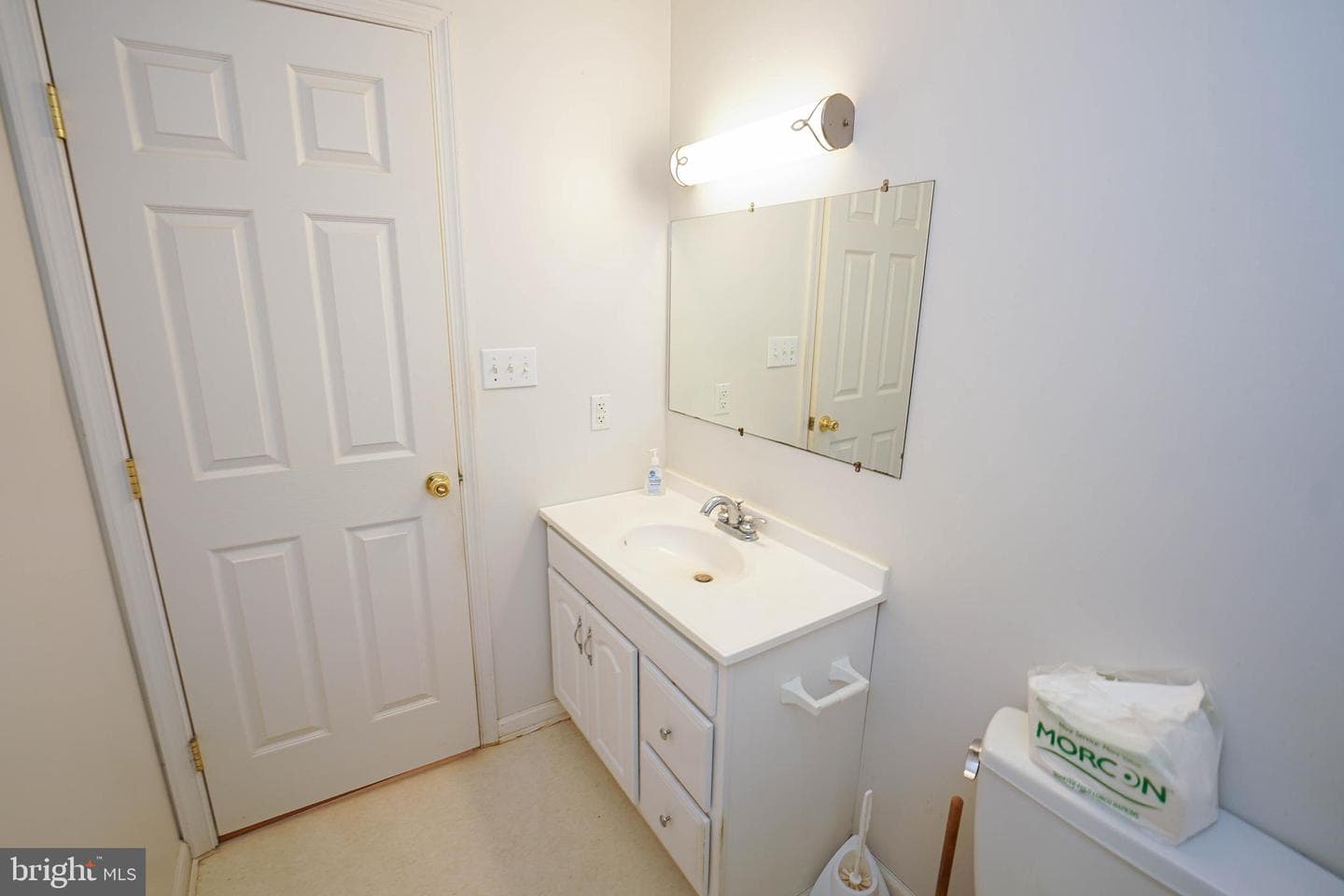 23290 Custom House Road photo 32