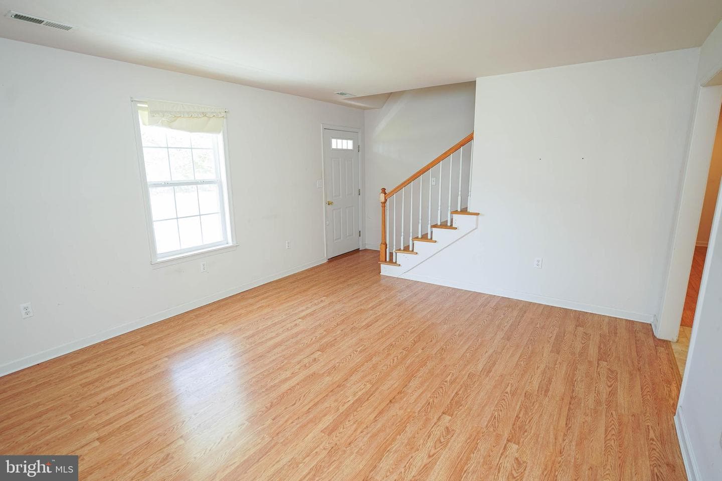 23290 Custom House Road photo 4