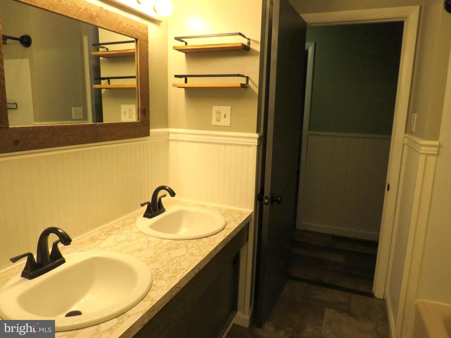 26419 Minden Avenue photo 24