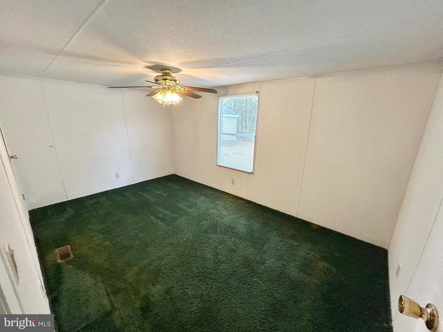 14525 Willey Ave. photo 13