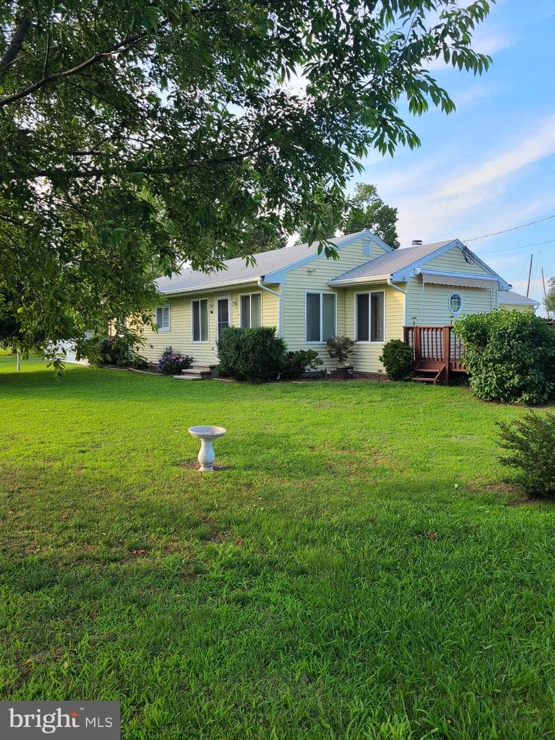 23258 Hastings Dr photo 8