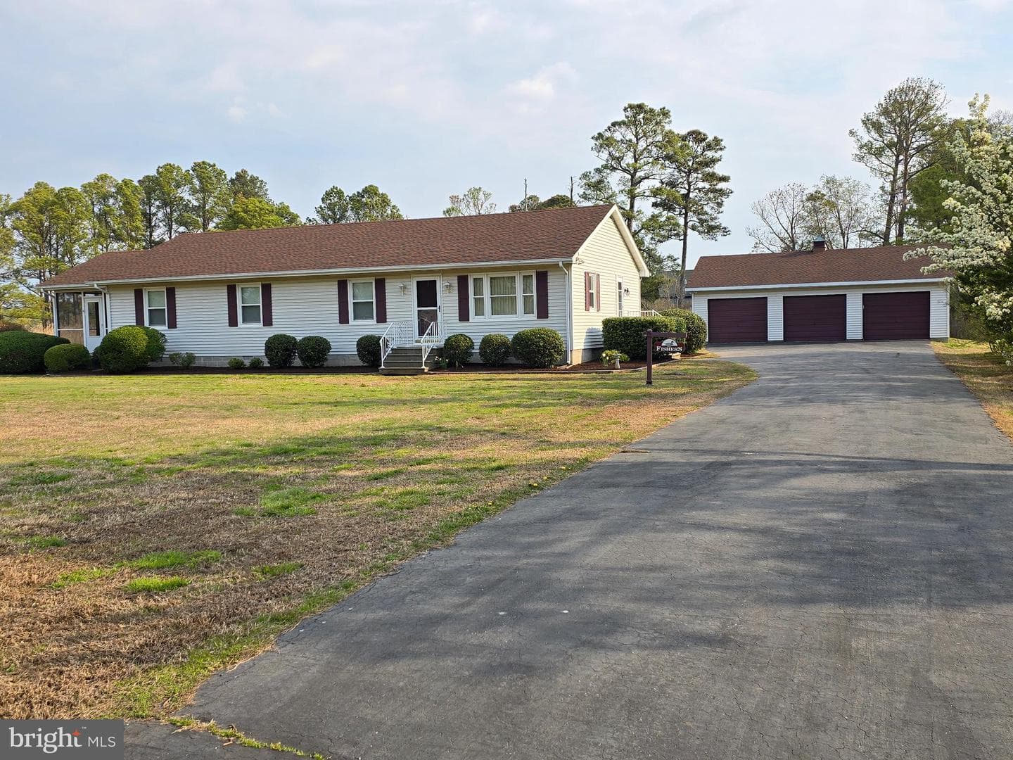 27030 Hearts Drive, Crisfield