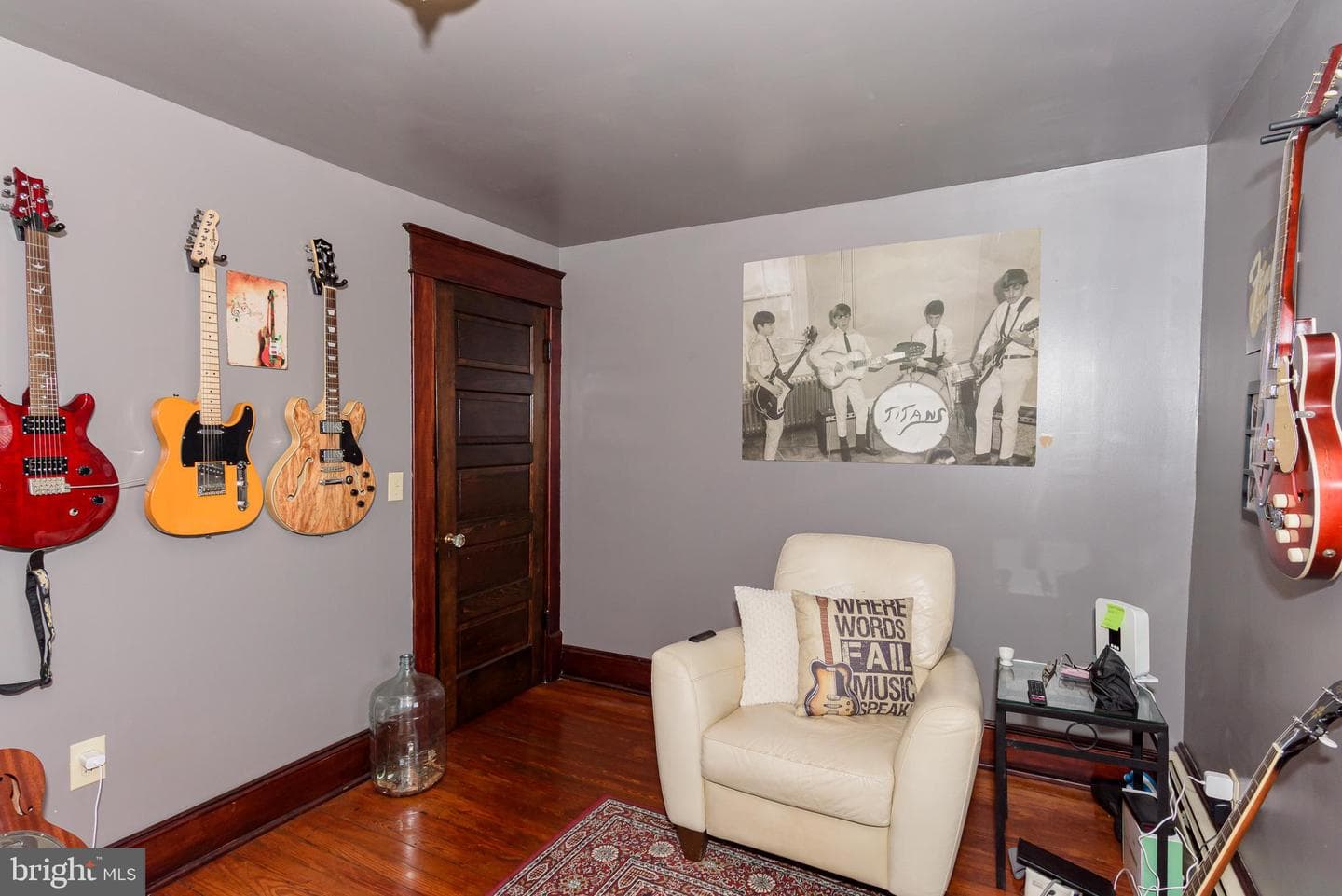 205 N Somerset Avenue photo 28