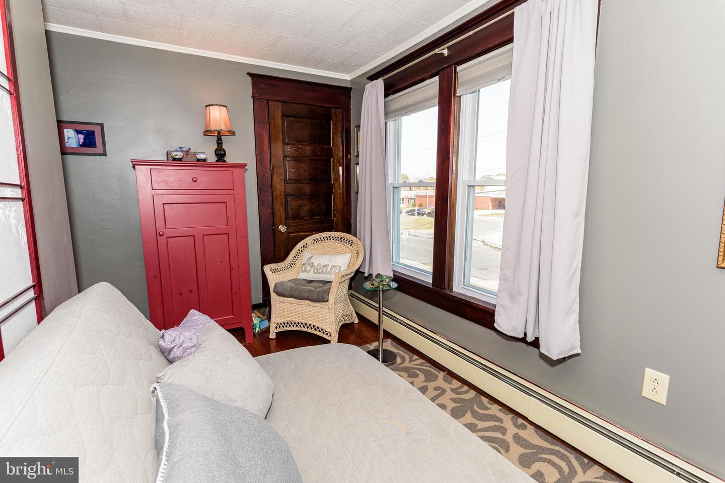 205 N Somerset Avenue photo 94