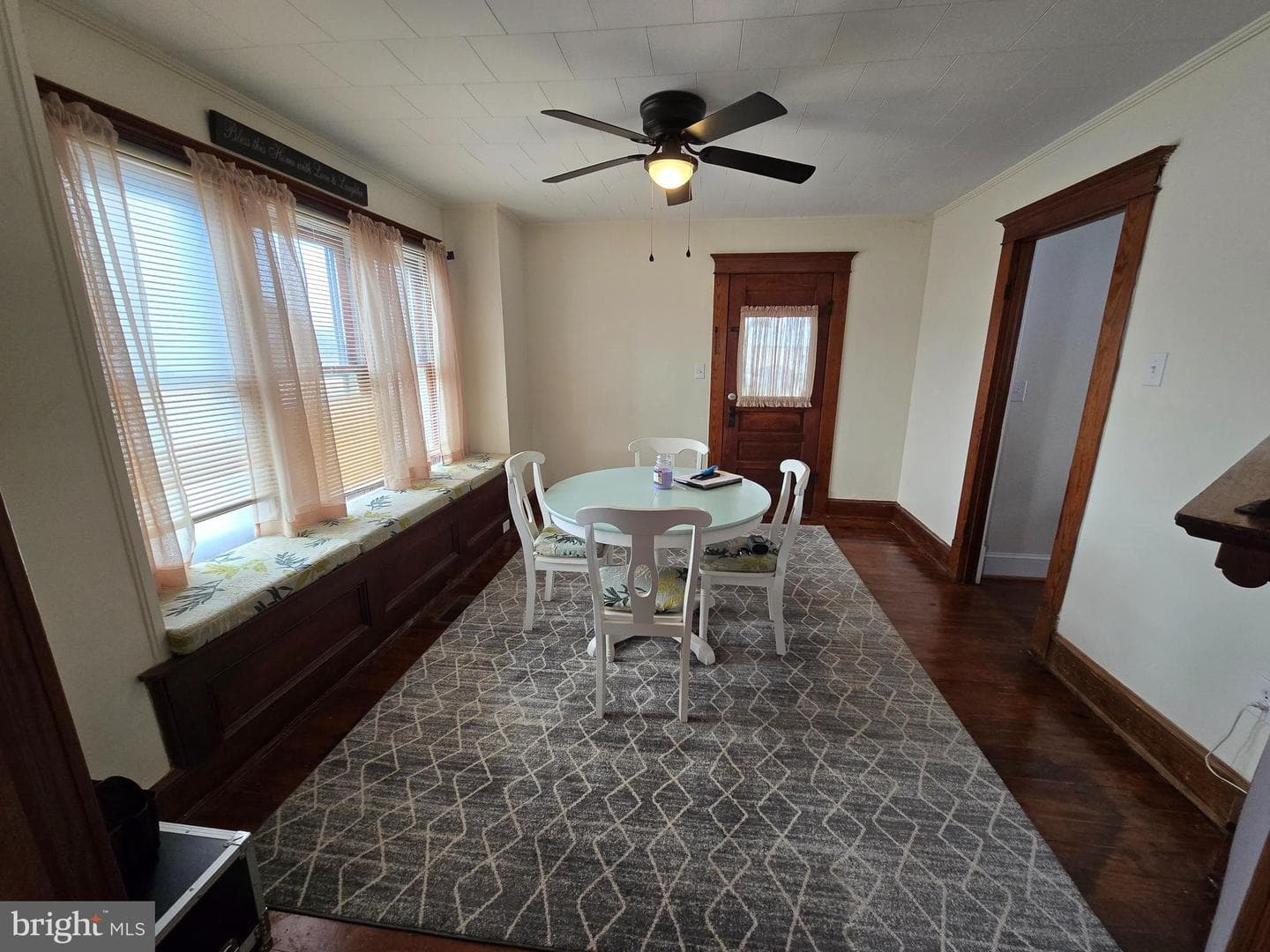 52 Maryland Avenue photo 8