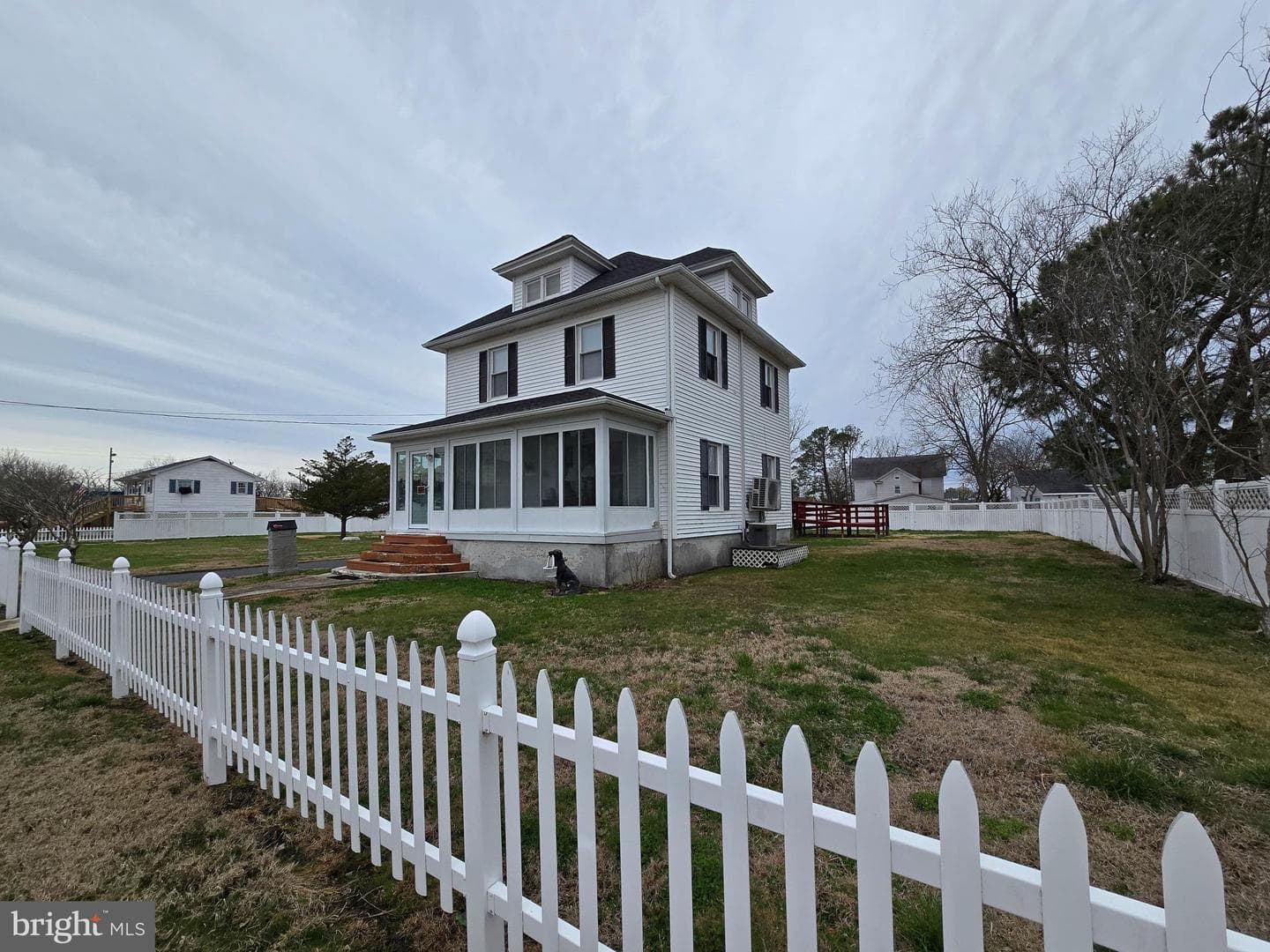 205 Myrtle Street photo 34