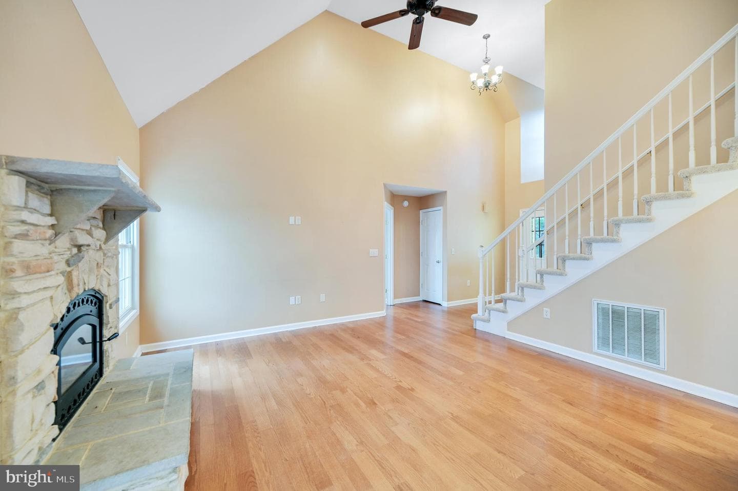 28703 Adlers Rest Lane photo 7