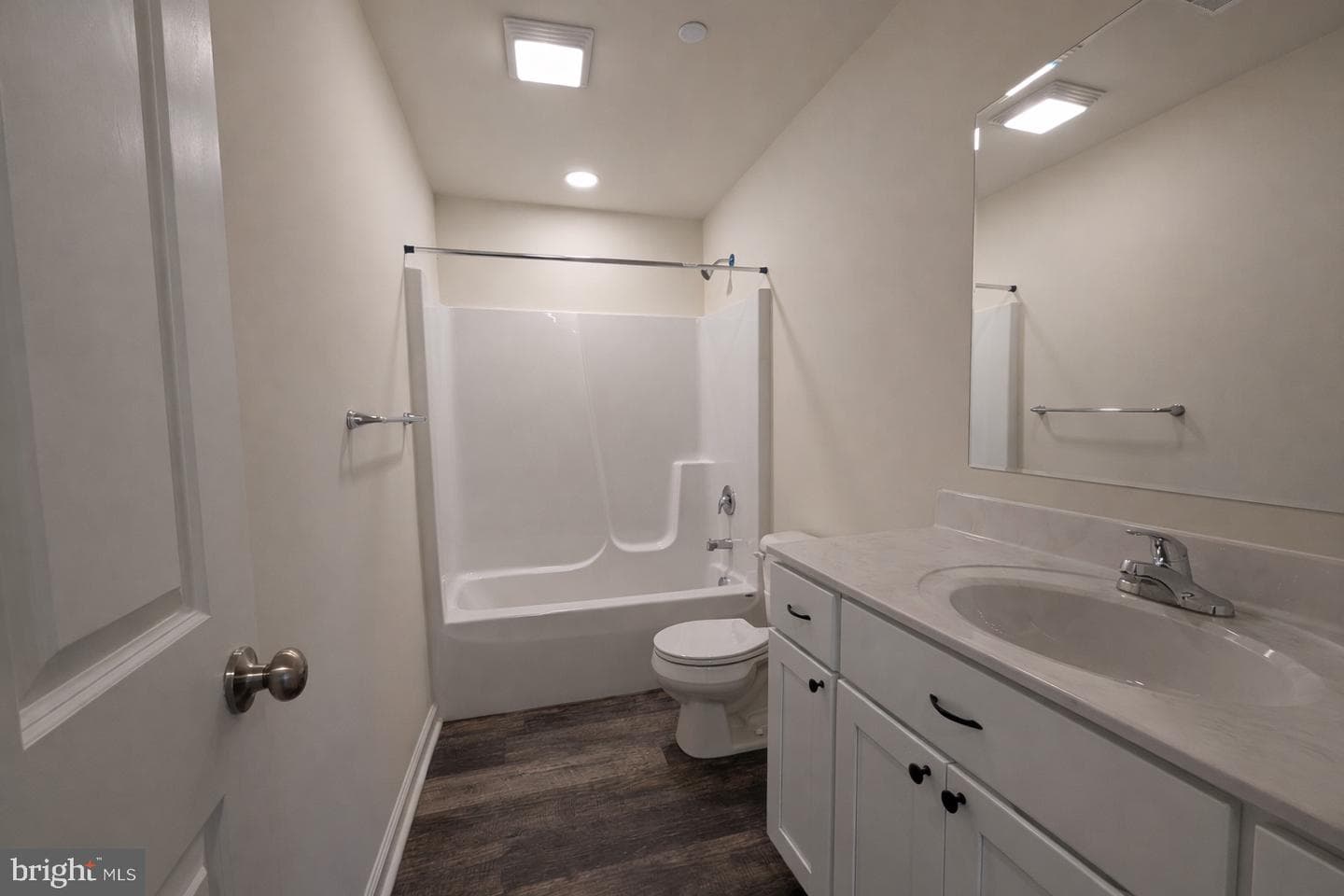 26350 E Pear Street photo 17