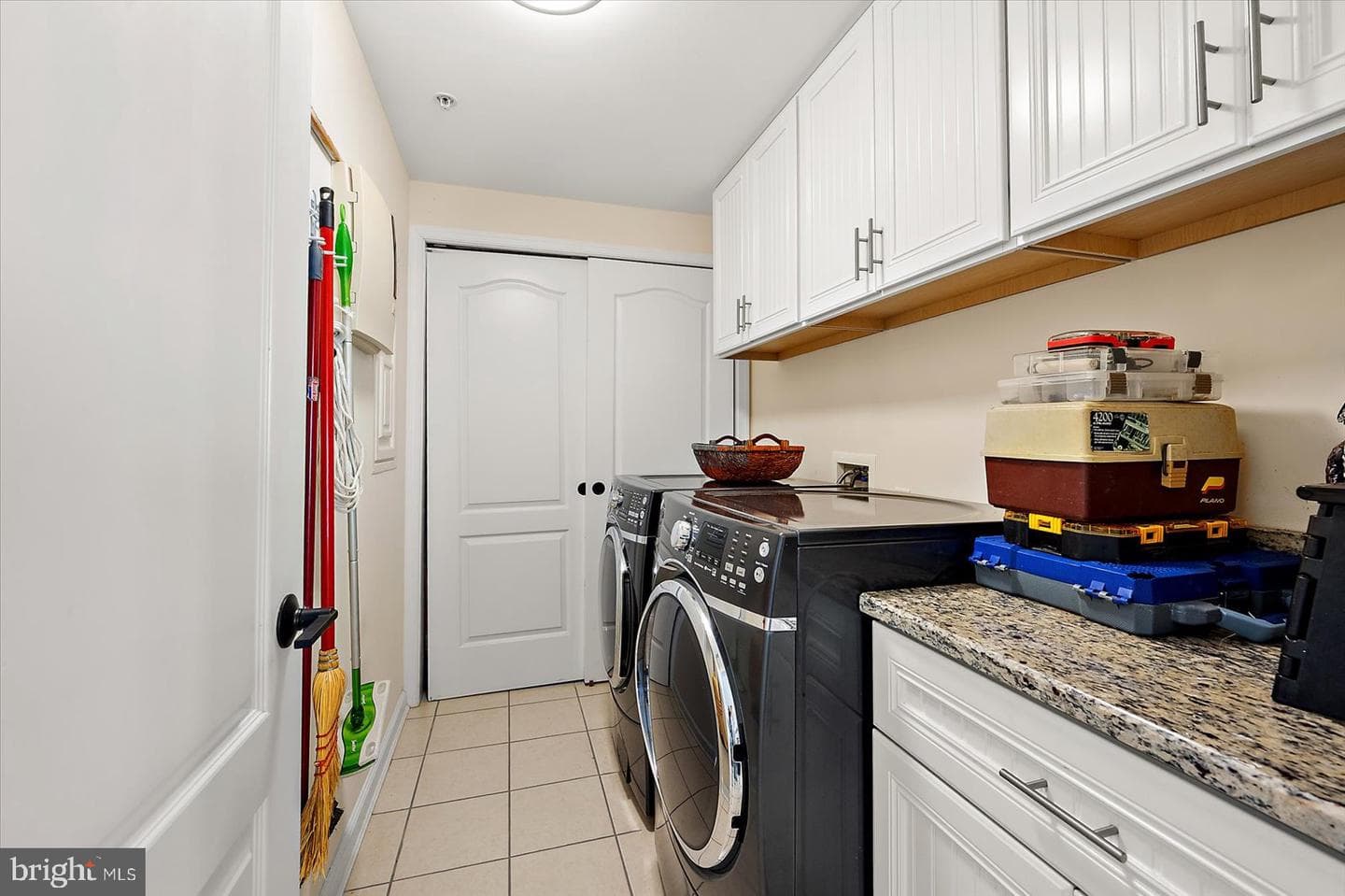 103 Williams St # 617 photo 38