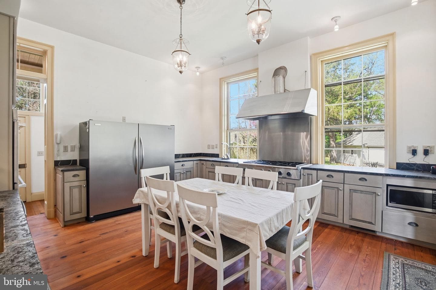 11700 Mansion Street photo 4
