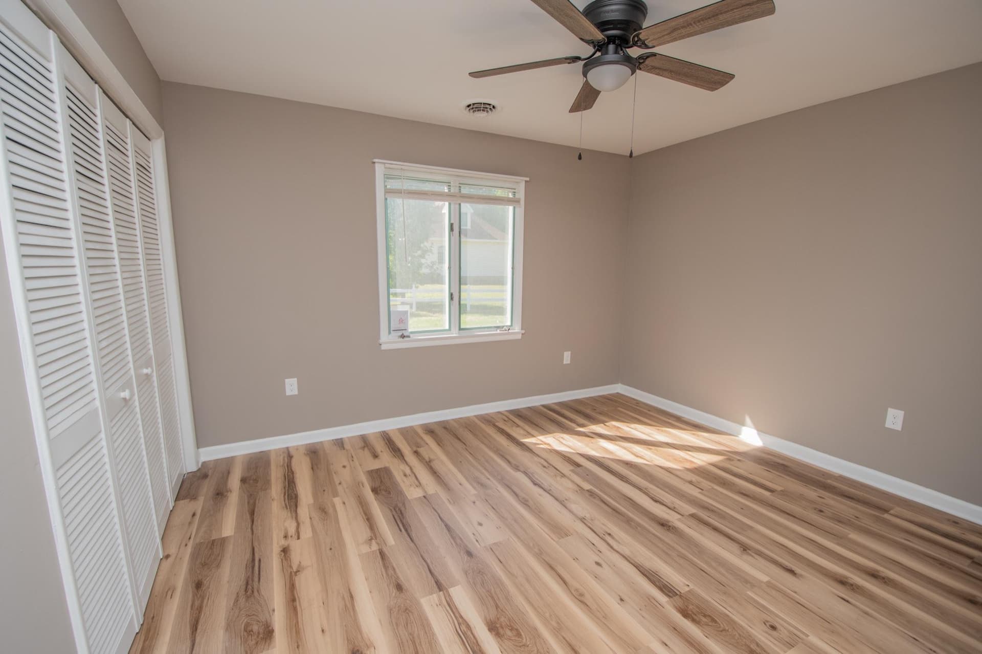 4401 Beechwood Place photo 22