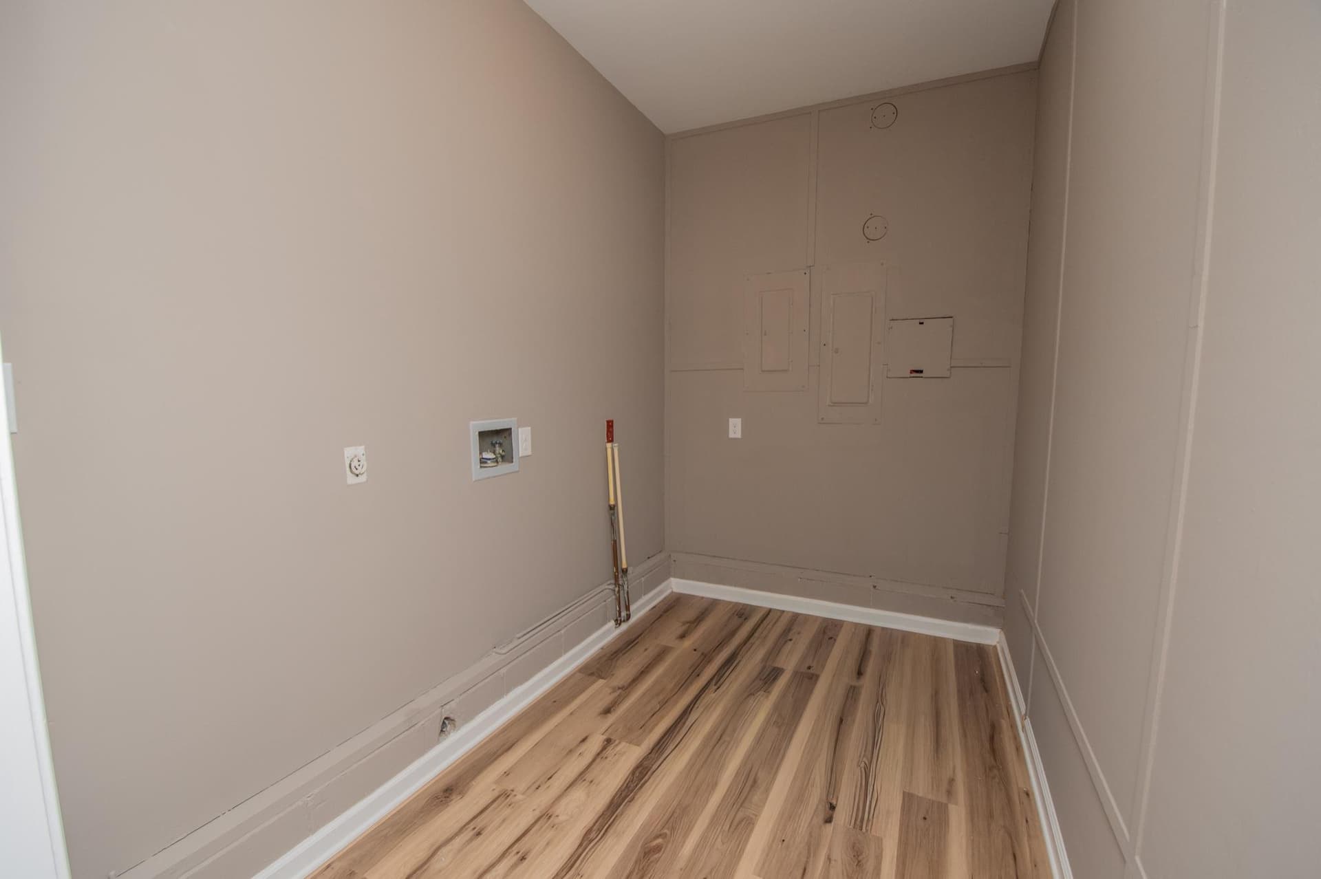 4401 Beechwood Place photo 9