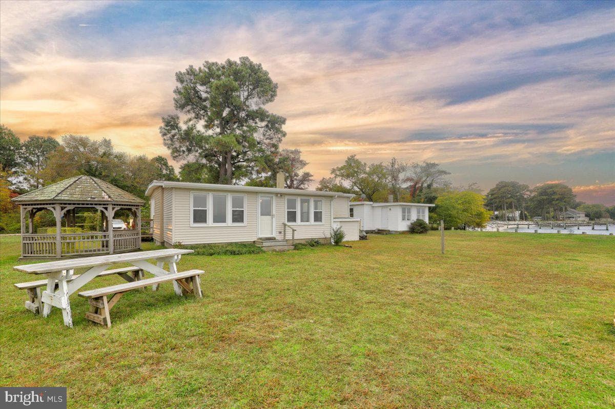24524 Fullbrook Ln photo 2
