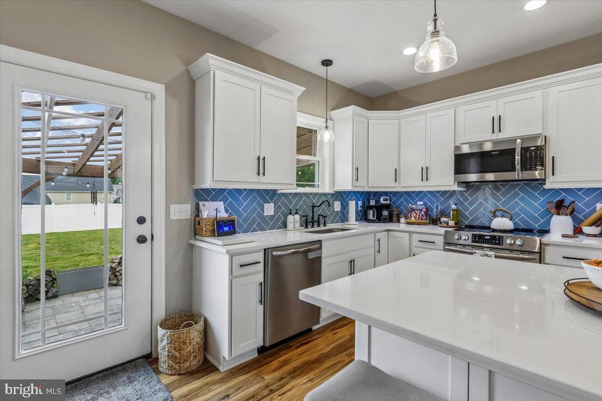 30090 Indian Cottage Road photo 18