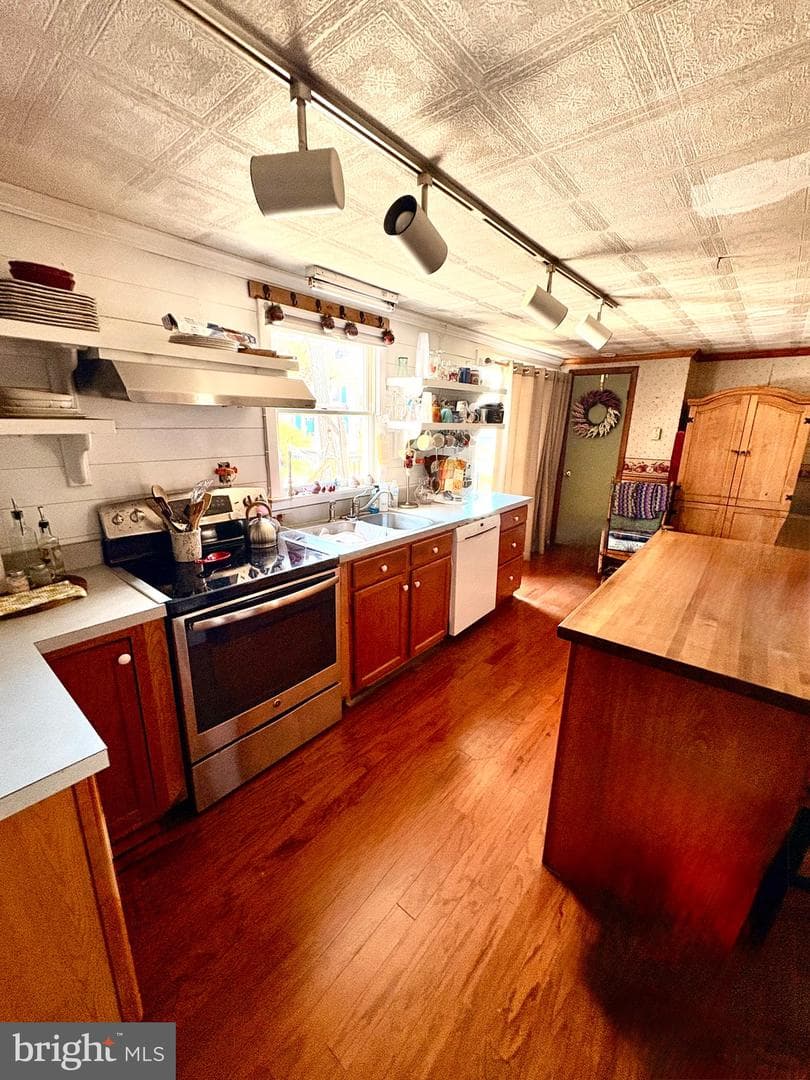 21162 Tuff Street photo 5