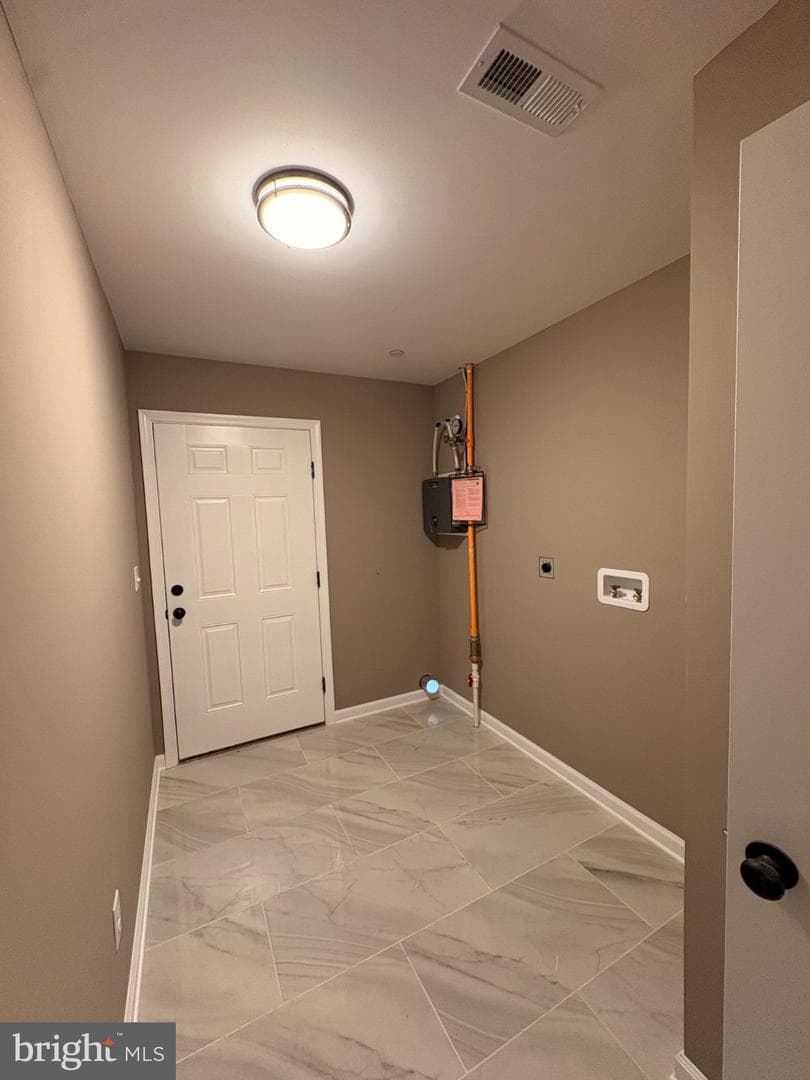 6 Heron Way photo 11