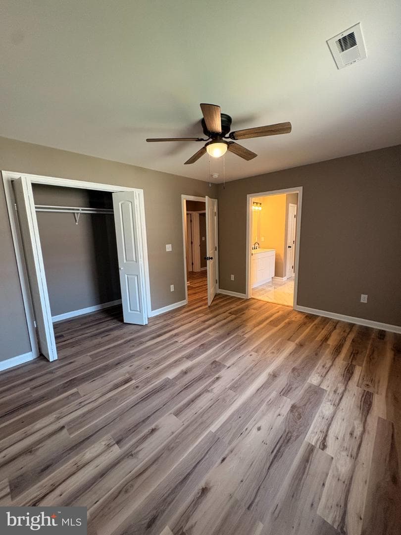 6 Heron Way photo 14