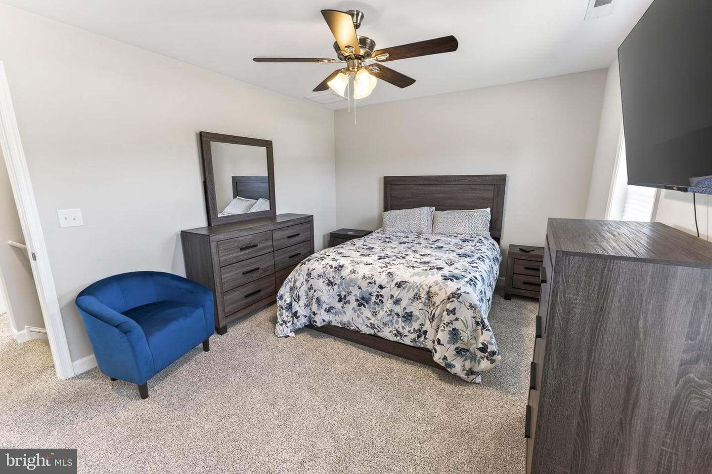 11679 Beckford Avenue photo 23