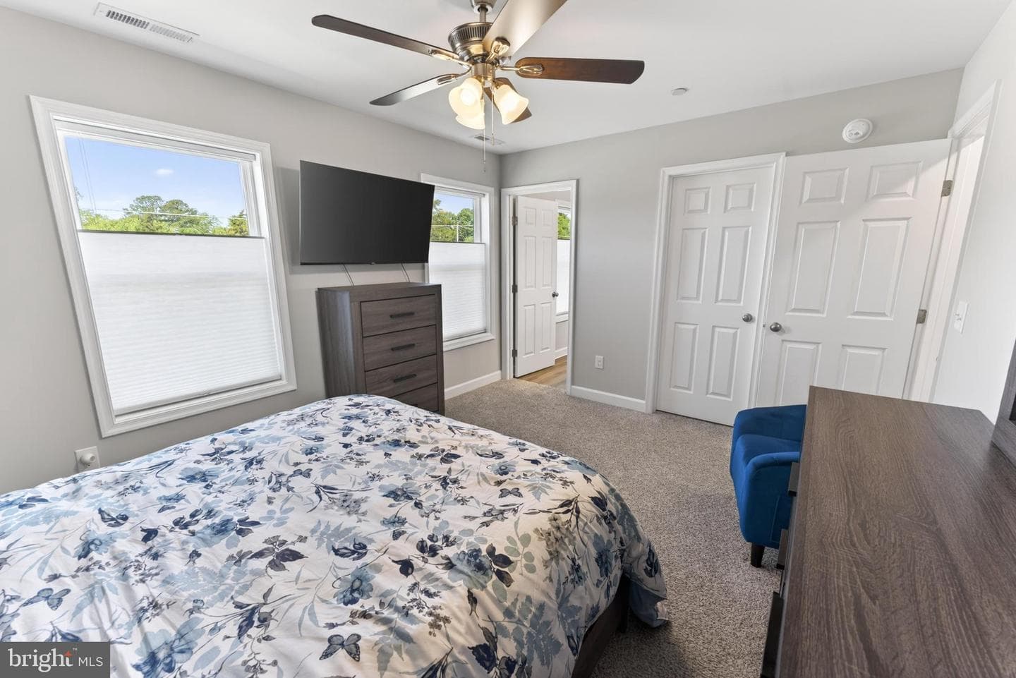 11679 Beckford Avenue photo 25