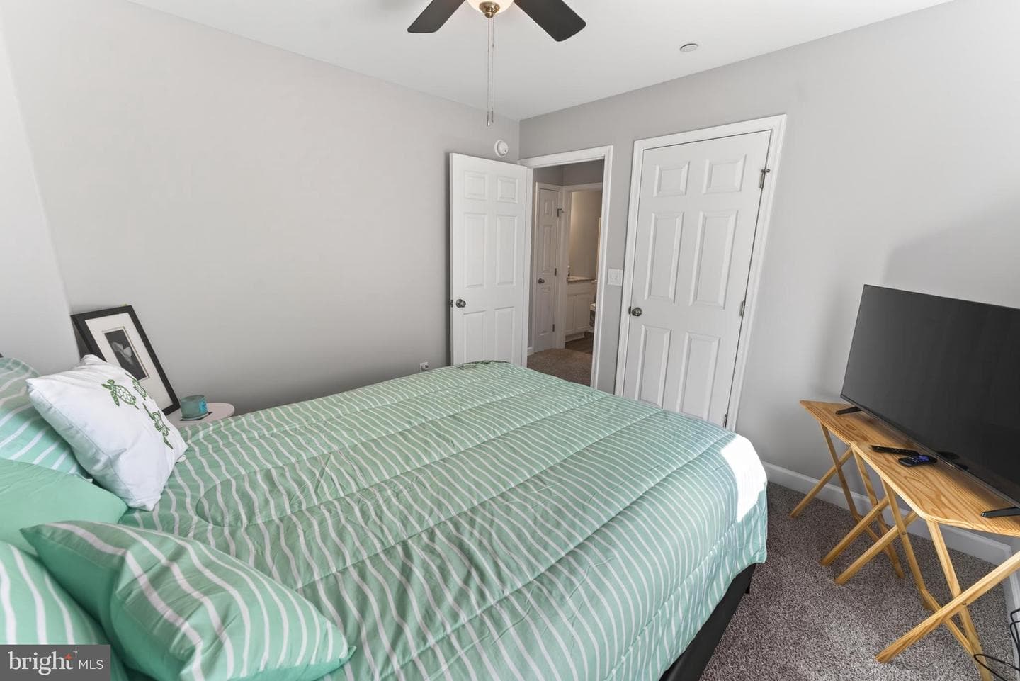 11679 Beckford Avenue photo 31