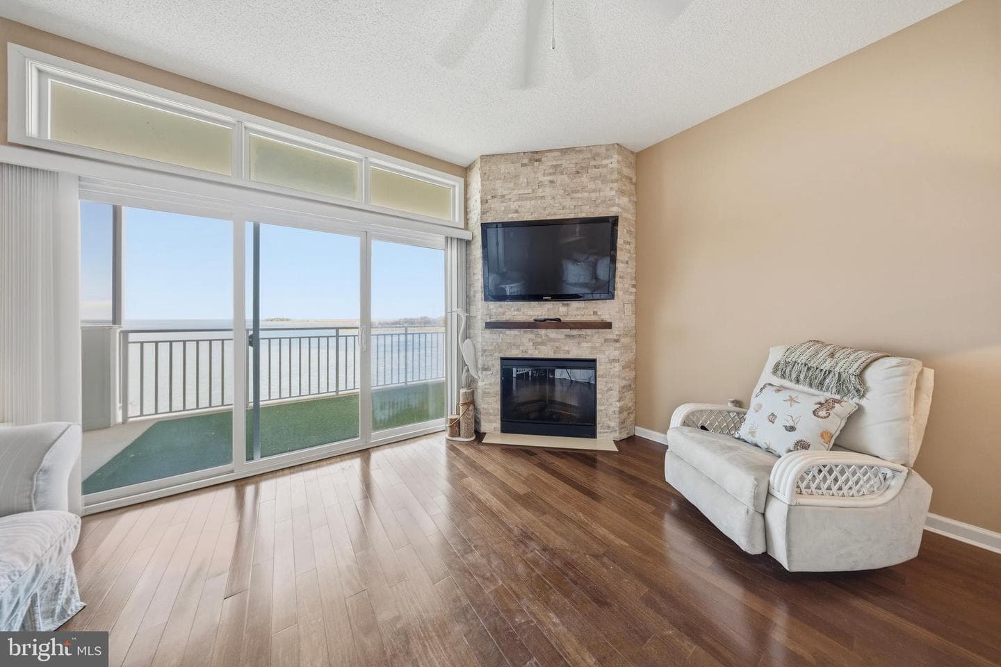 103 Williams Street #413 photo 23