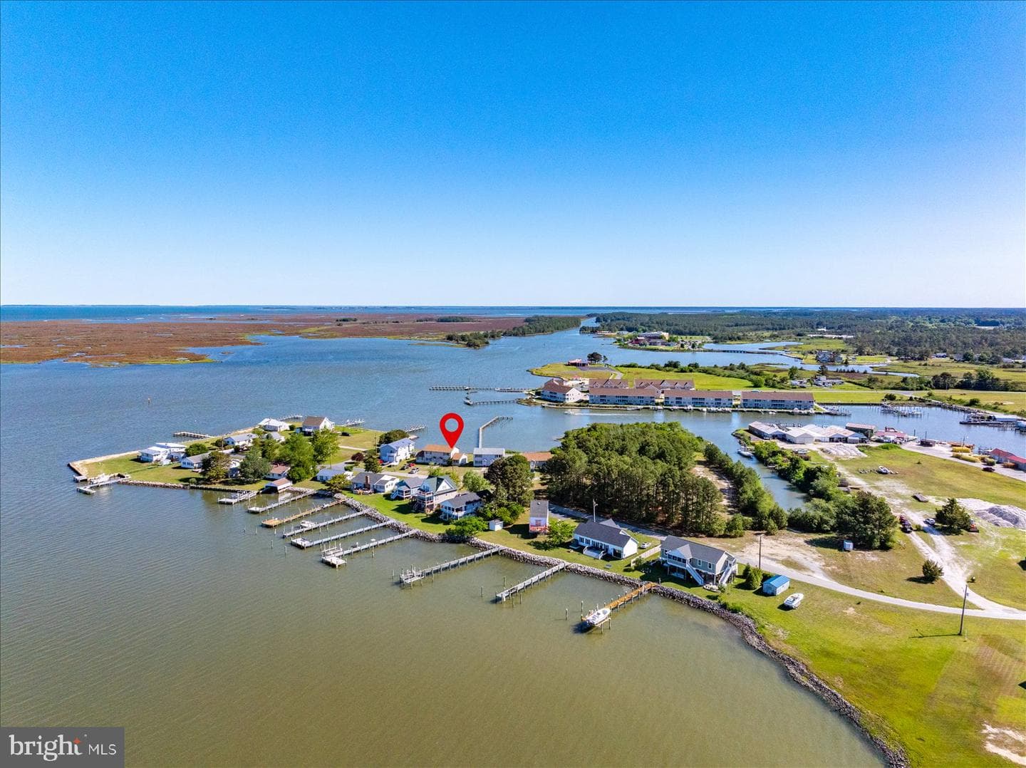 560 Wellington Road photo 3