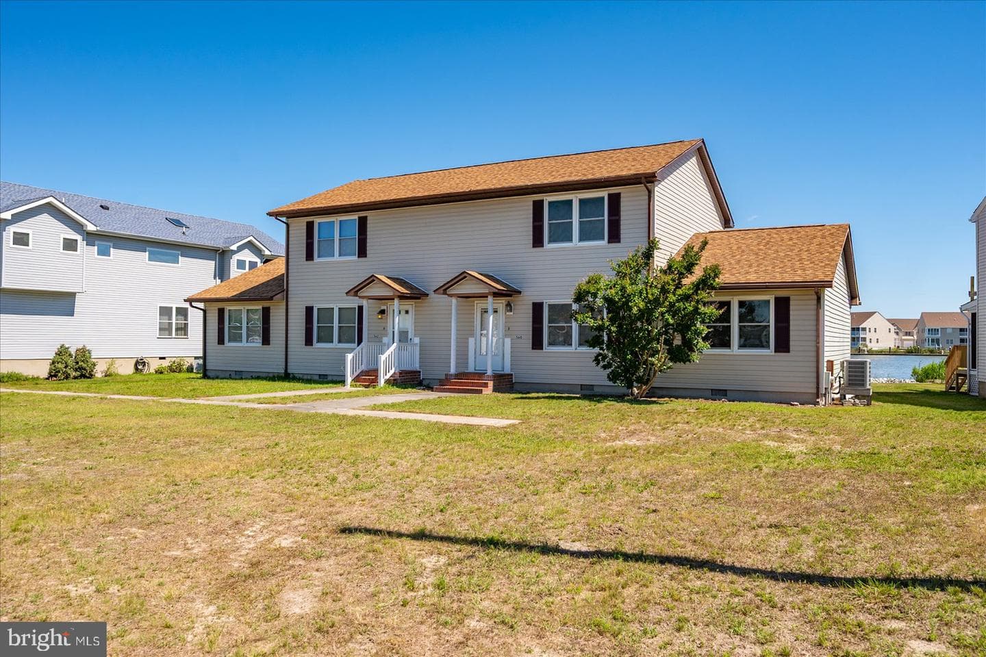 560 Wellington Road photo 5