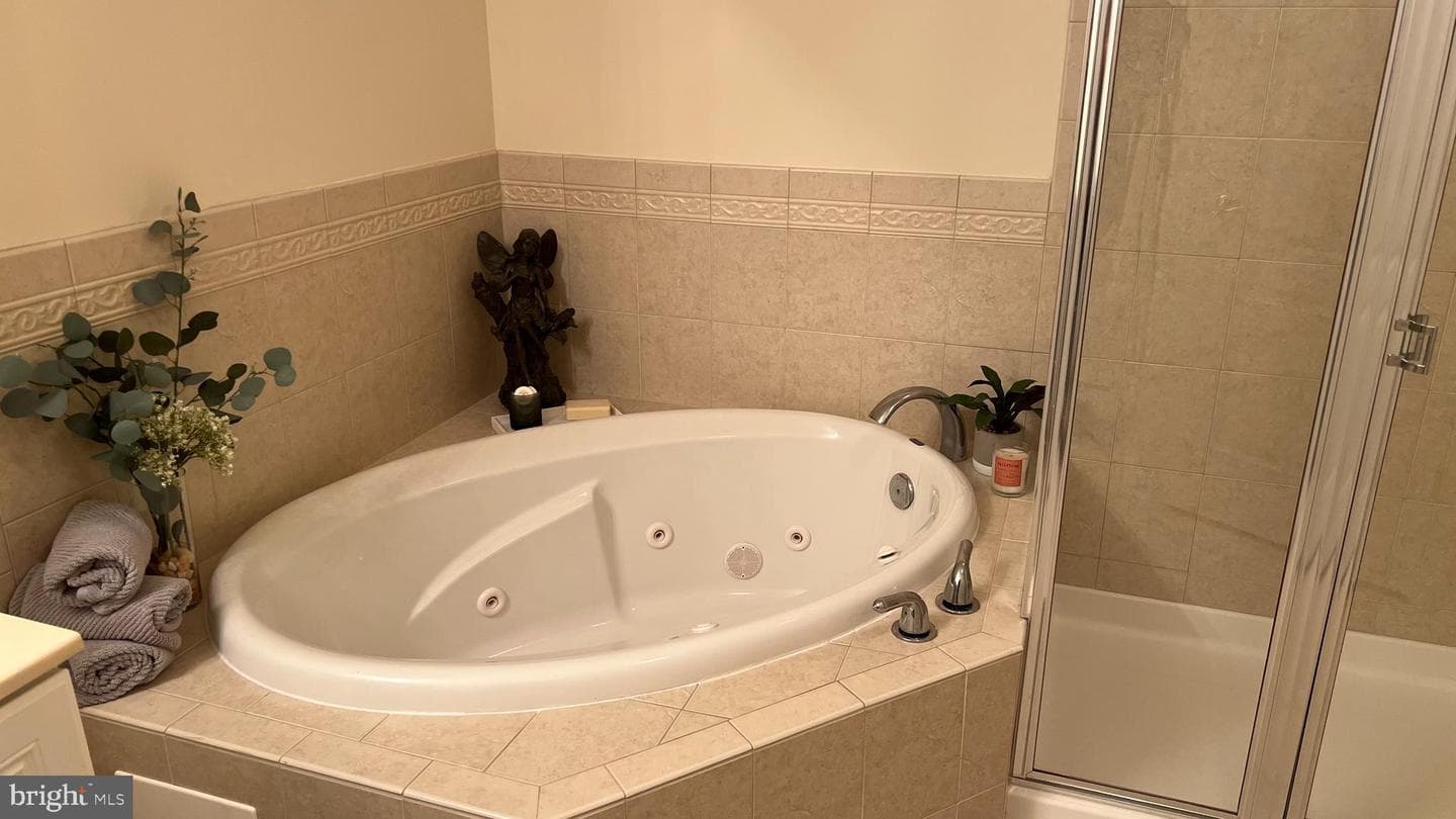 103 Williams Street #416 photo 24