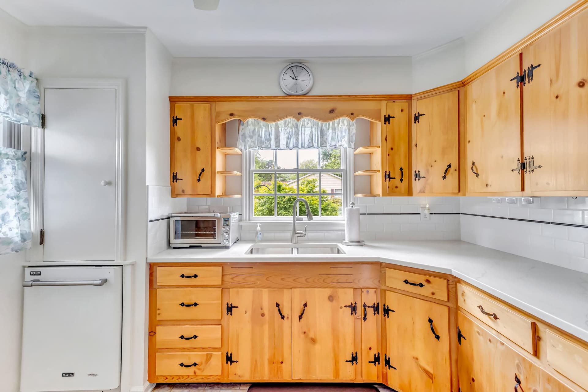 11163 Stewart Neck Road photo 14