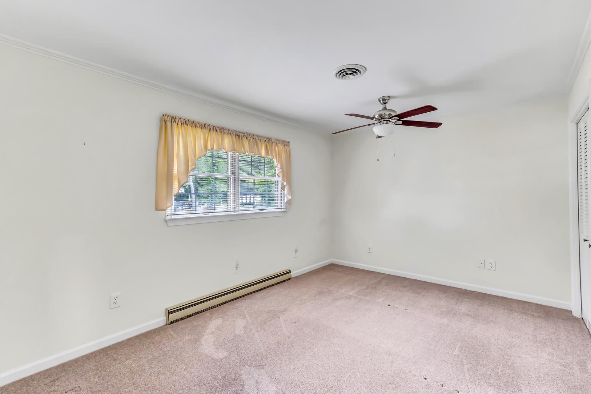 11163 Stewart Neck Road photo 24