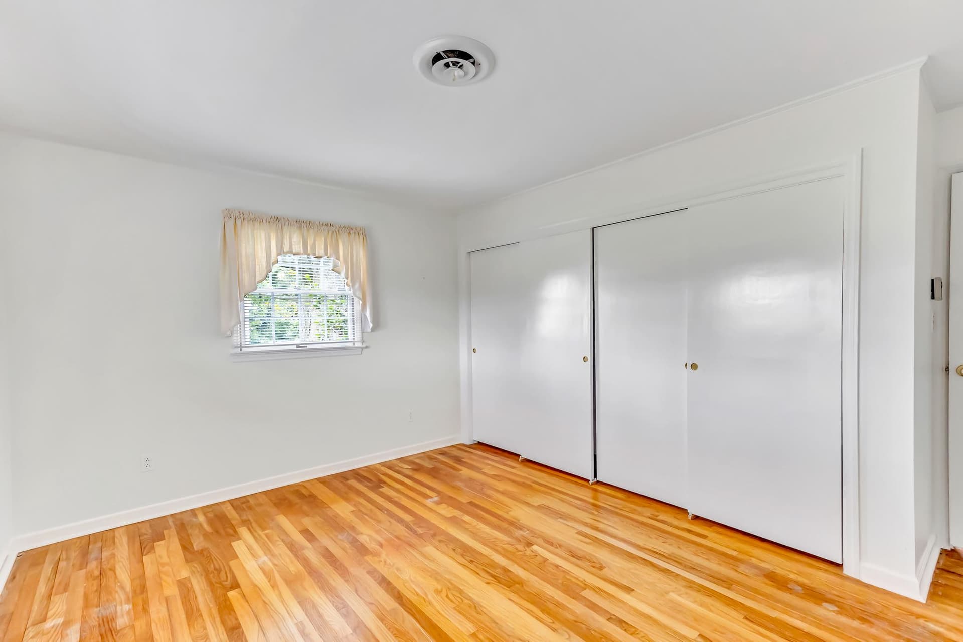 11163 Stewart Neck Road photo 30
