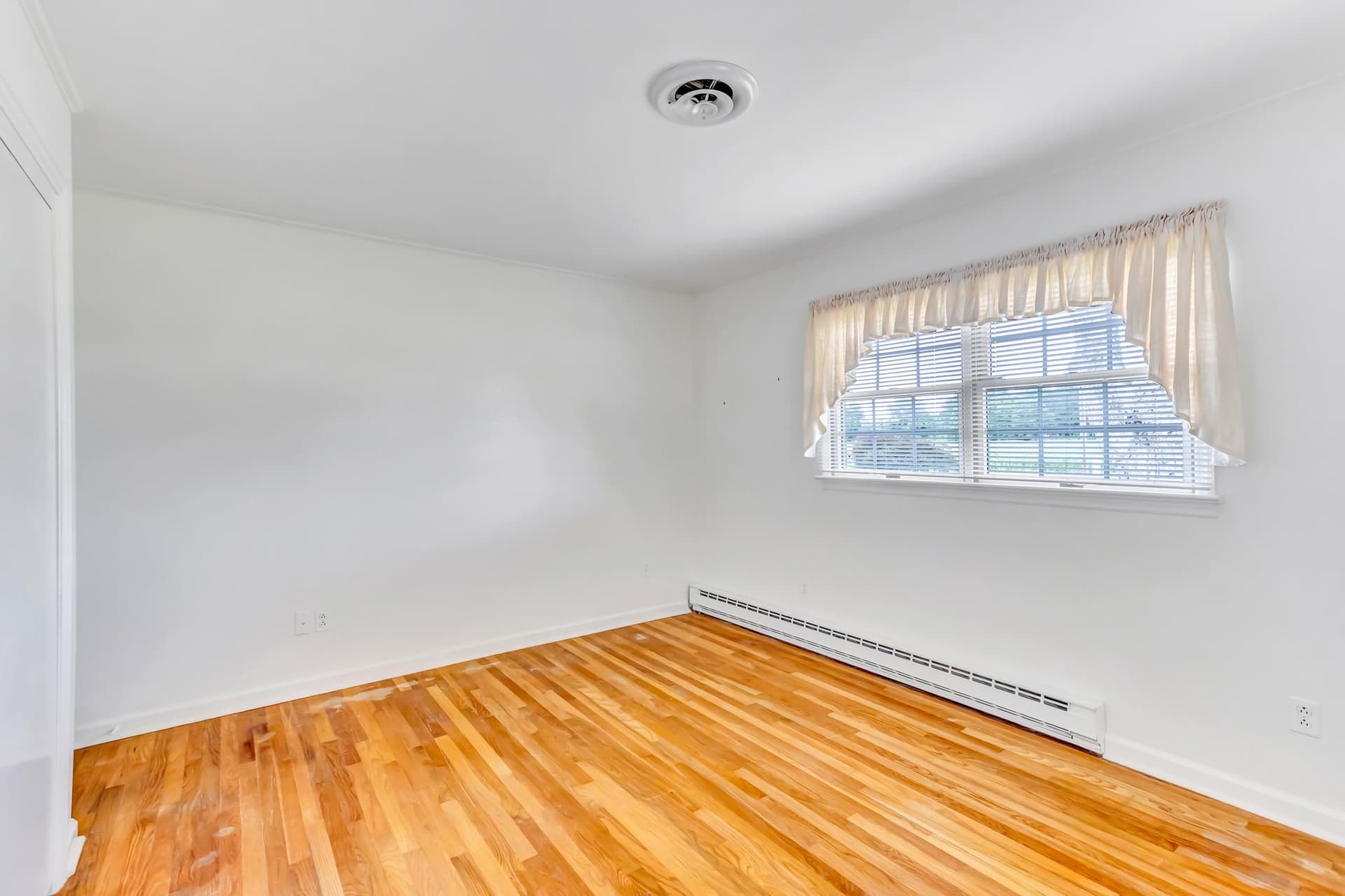 11163 Stewart Neck Road photo 31