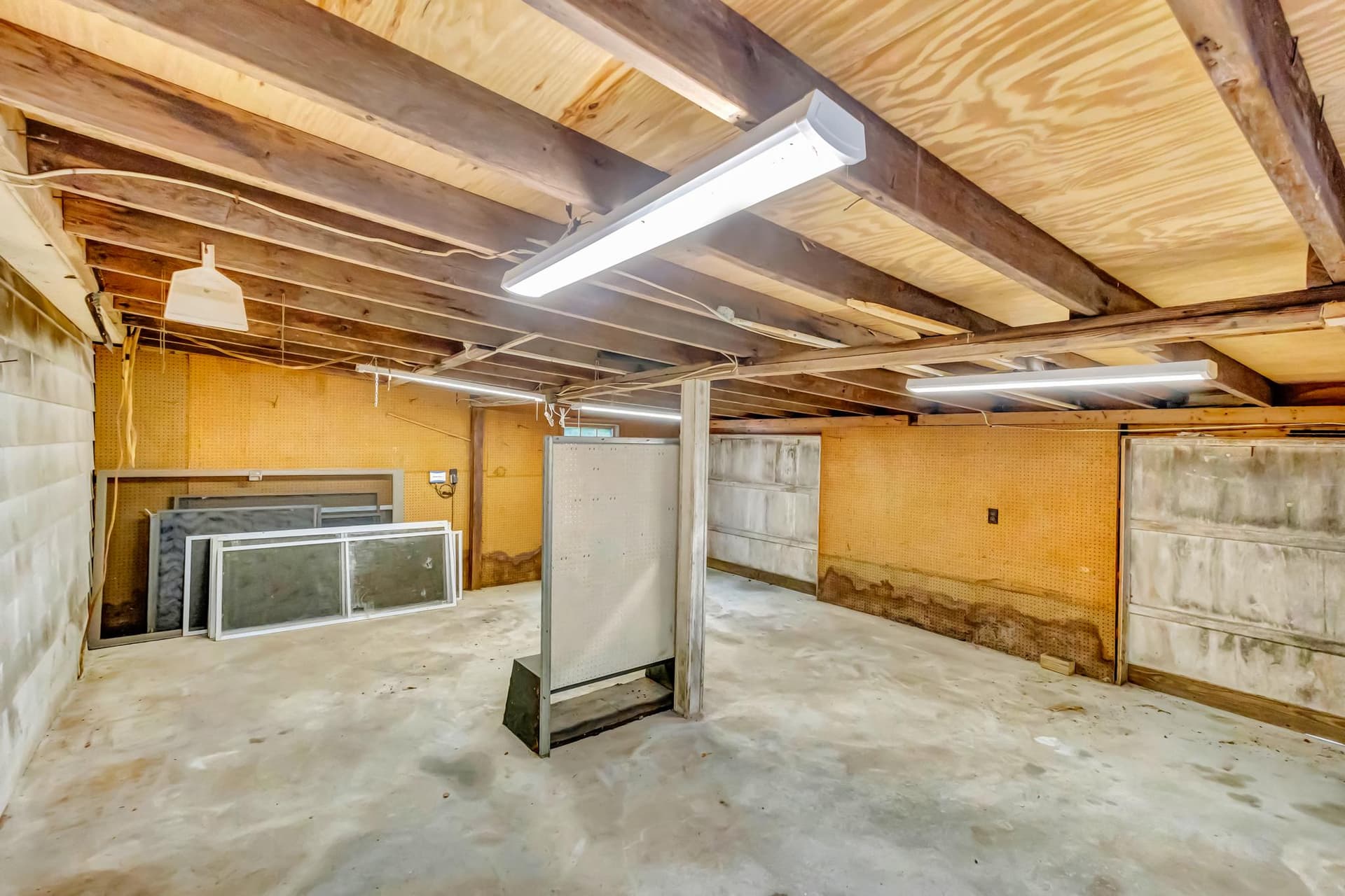 11163 Stewart Neck Road photo 43