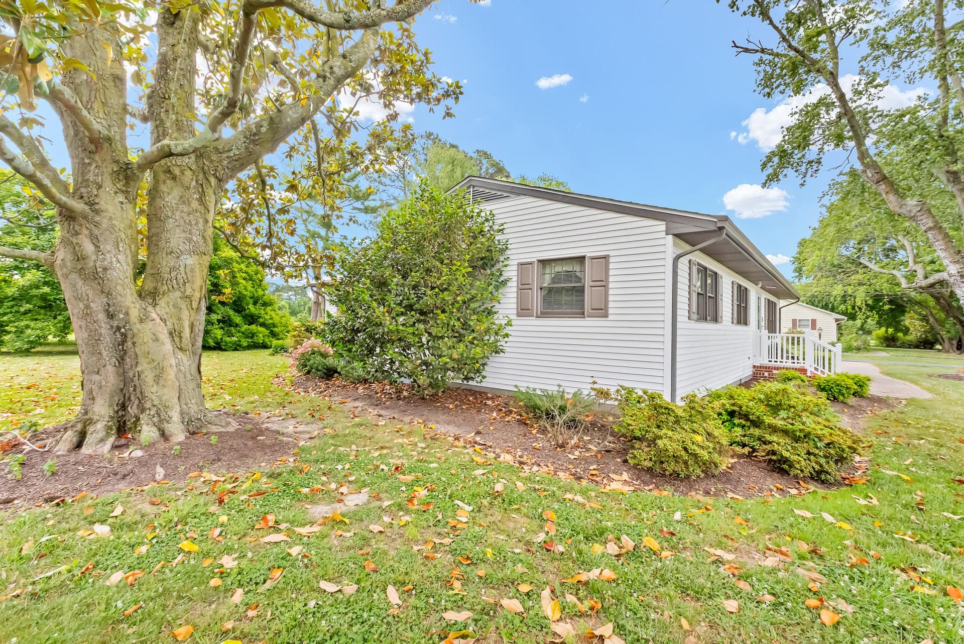 11163 Stewart Neck Road photo 77