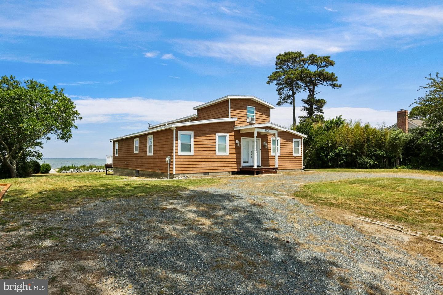 8034 Riverview Road photo 3