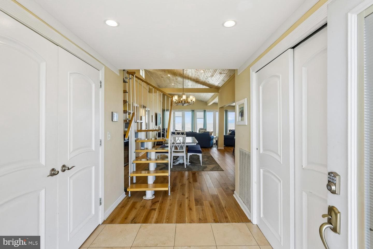 8034 Riverview Road photo 8