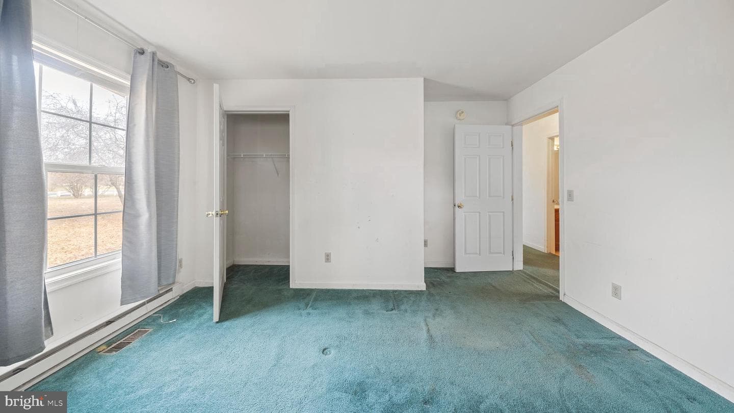 34157 Somerset Rd photo 15