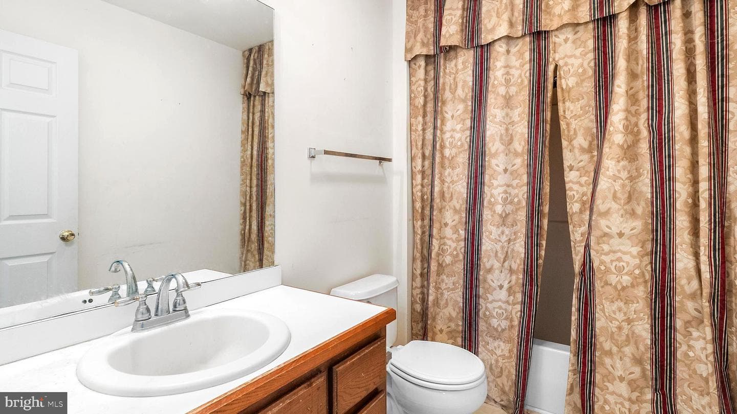 34157 Somerset Rd photo 16